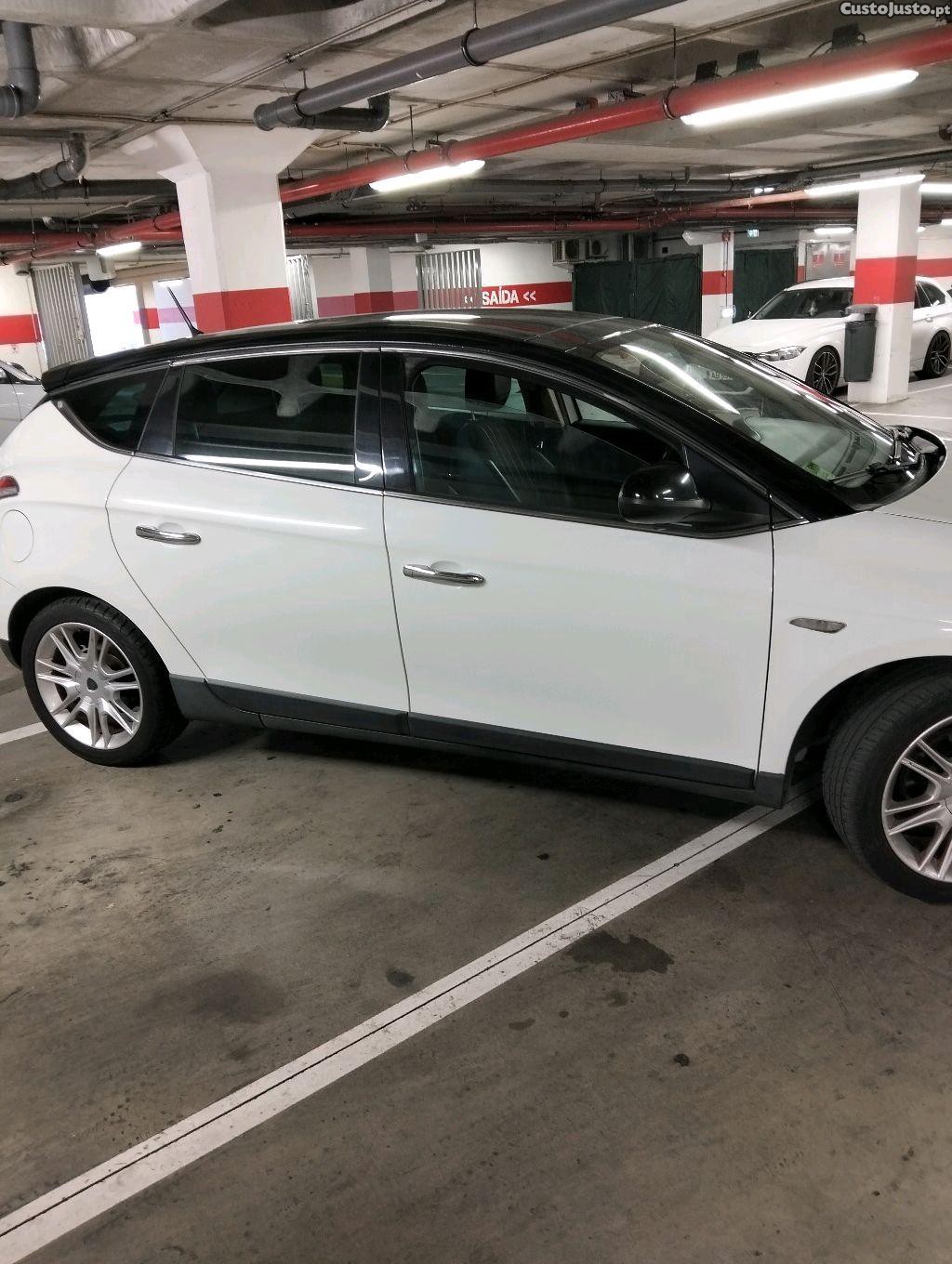 Lancia Delta Exclusivo Topo Gama - 10 foto 3