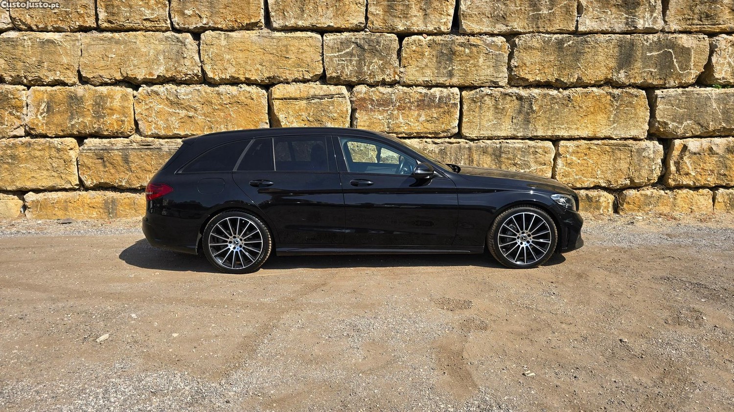 Mercedes-Benz C 220 d AMG Line — fotografia 28