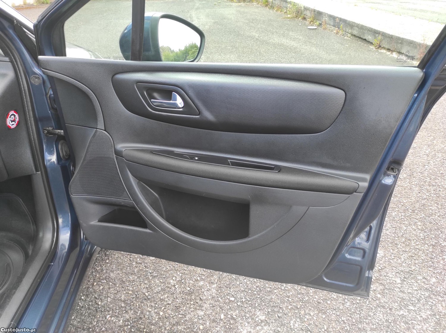 Citroën C4 1.6 HDI Executive 2010 — fotografia 7