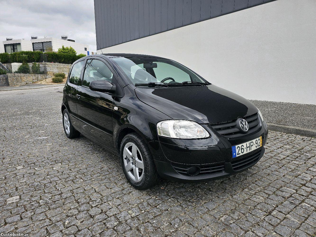 Volkswagen Fox 1.4 TDi — fotografia 9