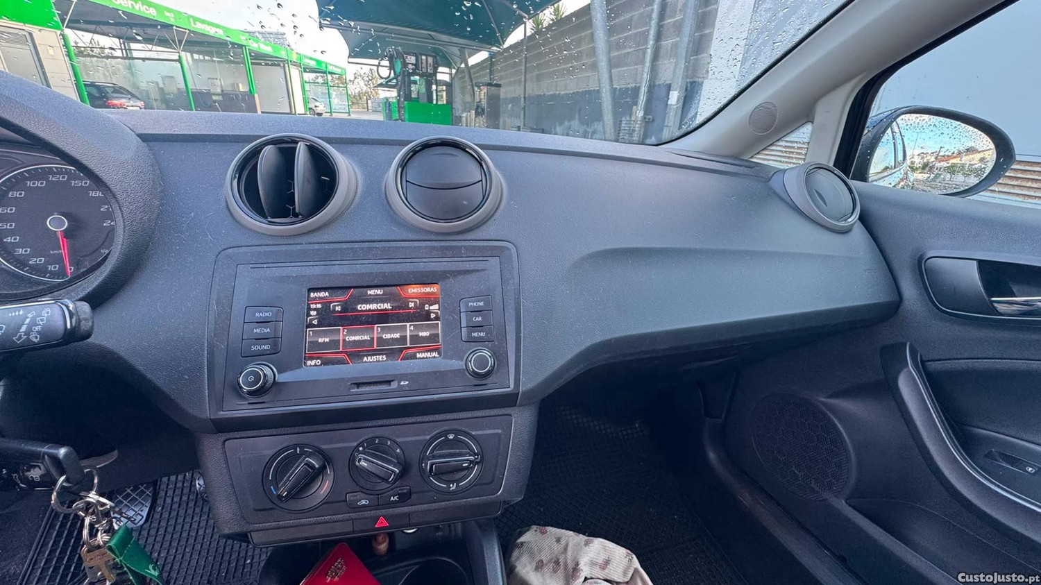 SEAT Ibiza SEATde 2016 1.0 gasolina — fotografia 6