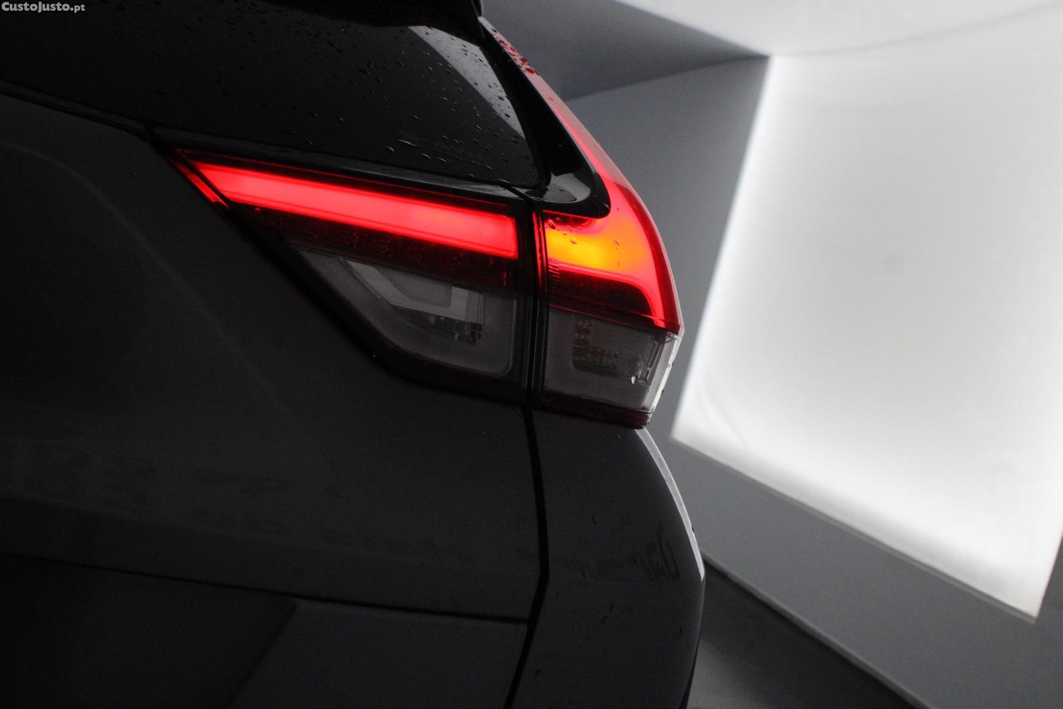 Mitsubishi Eclipse CROSS 2.4 PHEV 4WD (AUTO) — fotografia 4