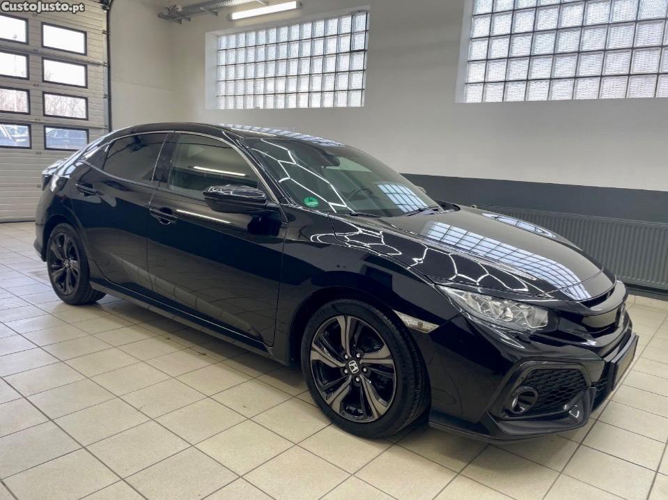 Honda Civic 1.0 VTEC Elegance — fotografia 10
