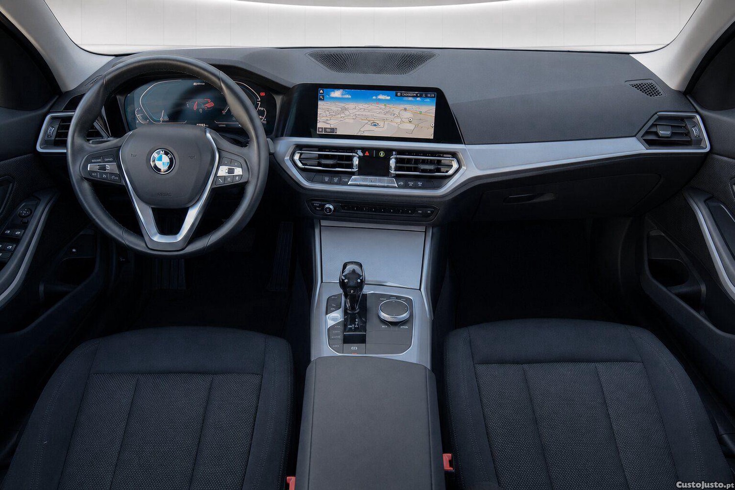 BMW 330 e Corporate Edition Auto — fotografia 8