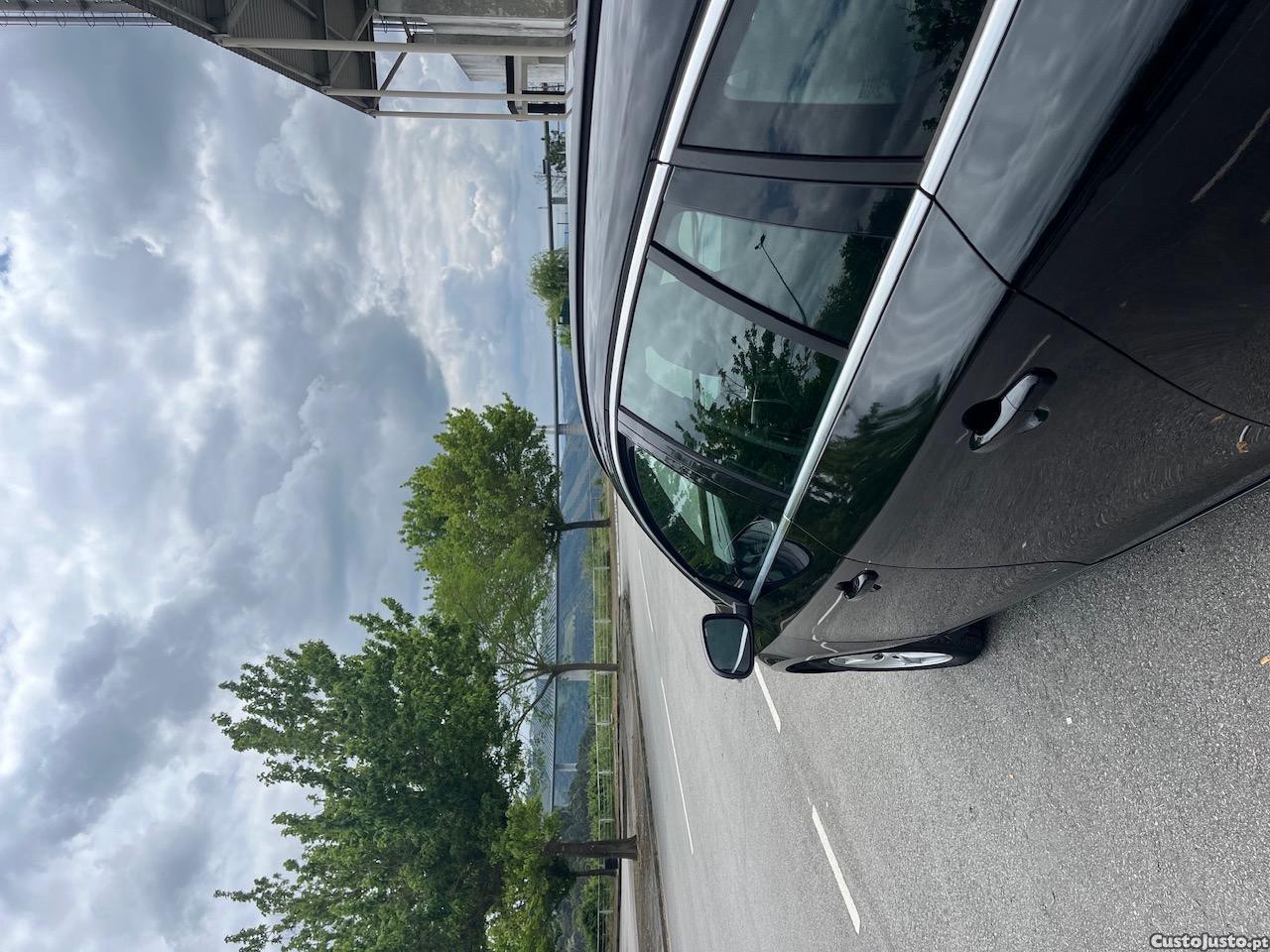 Volvo V60 D2 120 CV — fotografia 2
