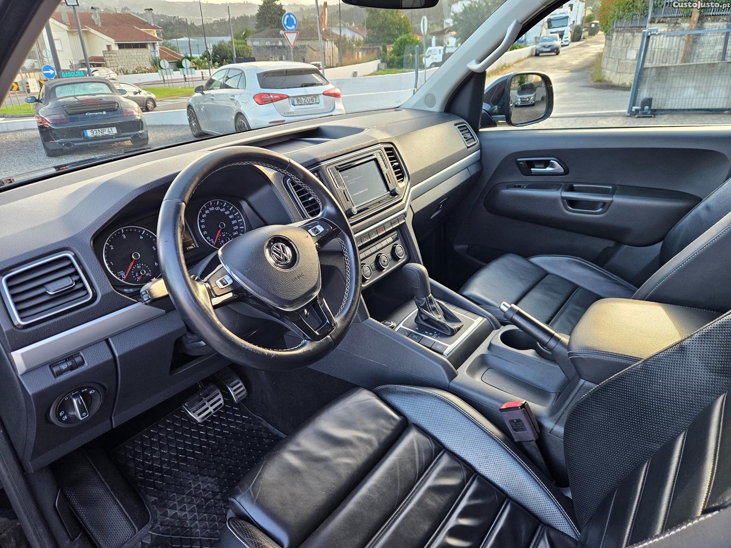 Volkswagen Amarok 3.0 V6 TDI HIGHLINE 4MOTION DSG — fotografia 11