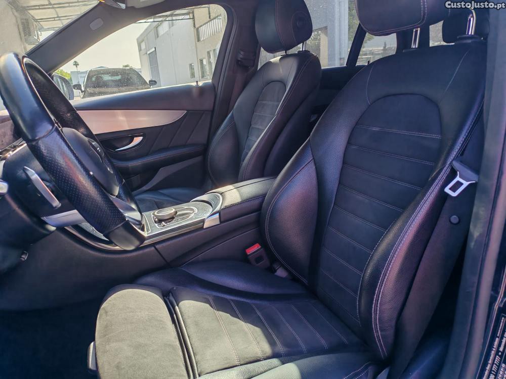 Mercedes-Benz C 220 d AMG Line — fotografia 11