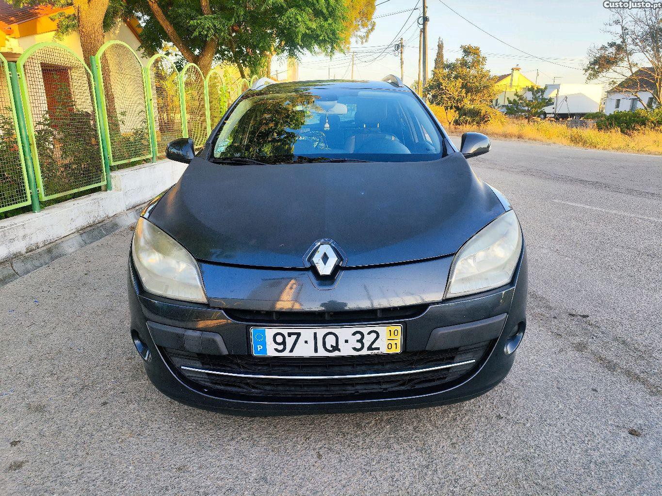 Renault Mégane Dynamique — fotografia 10