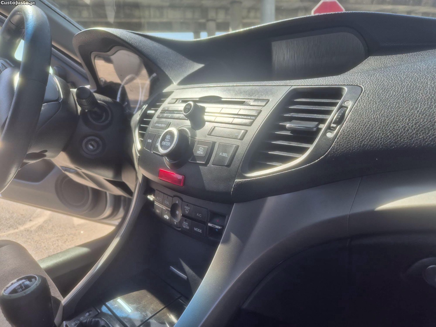 Honda Accord 2.2 I-DTEC Tourer — fotografia 5