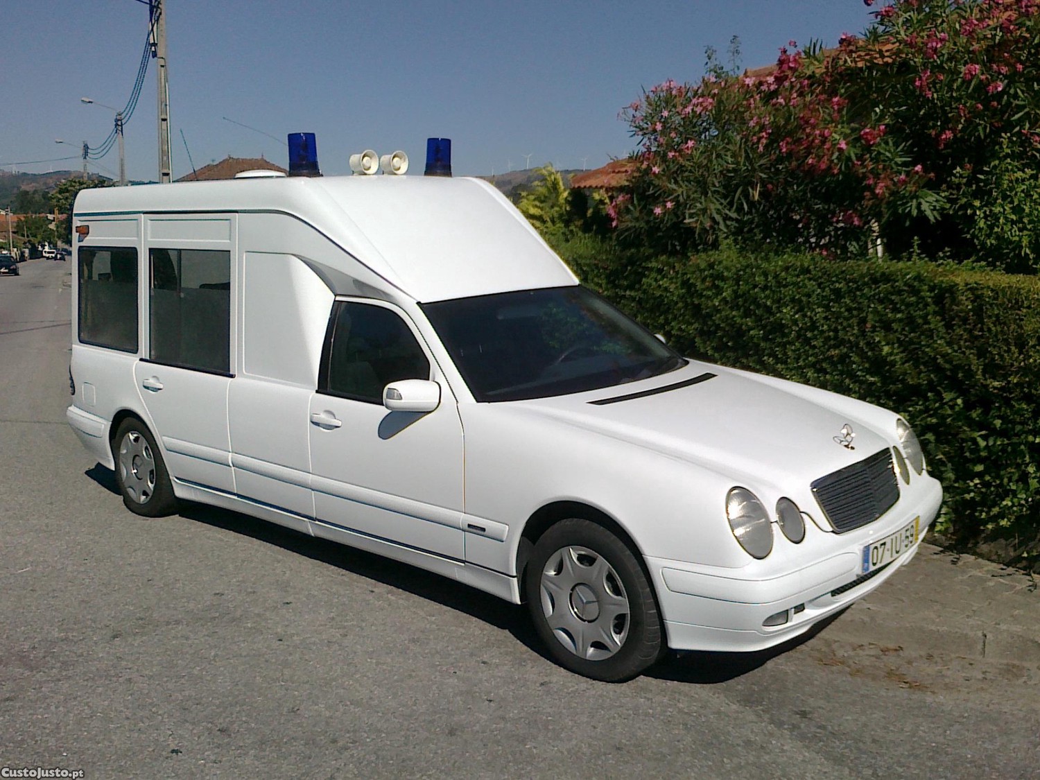 Mercedes-Benz E 220 CDi Ambulancia - 01 foto 3