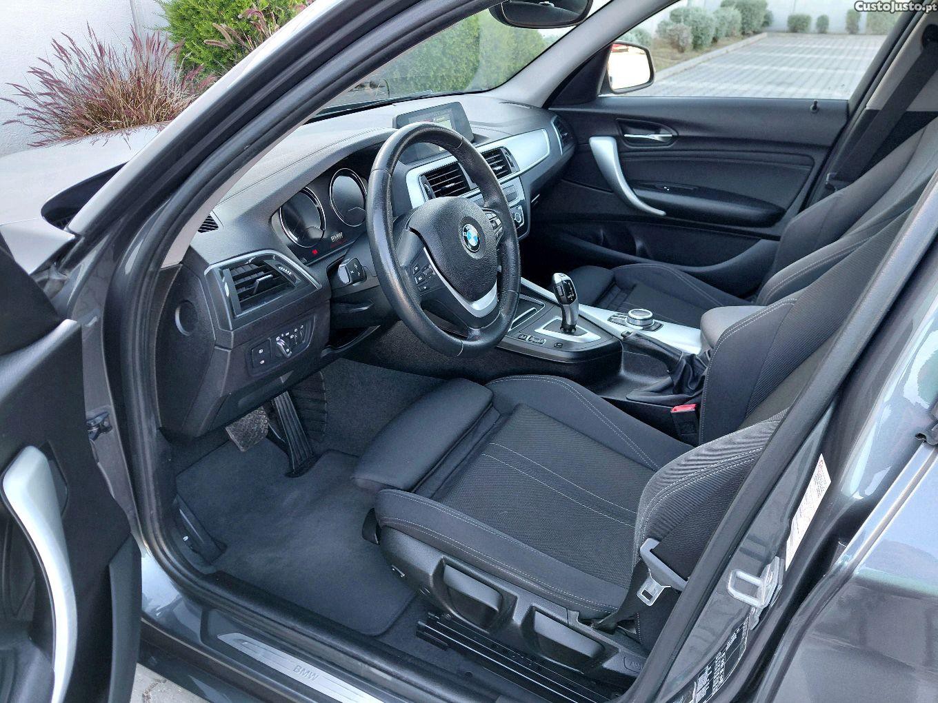 BMW 116 d sport line Automático — fotografia 9