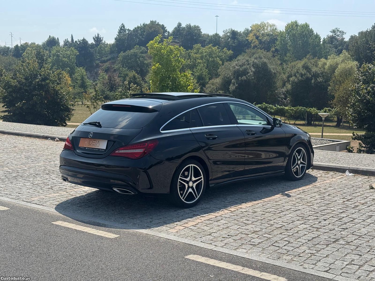 Mercedes-Benz CLA 220 d Shooting Brake AMG Line Aut. — fotografia 8