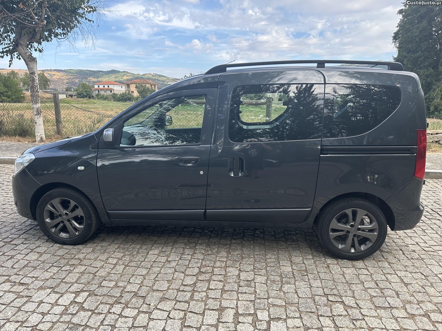 Dacia Dokker 1.5 DCI RS 5 lugares — fotografia 7