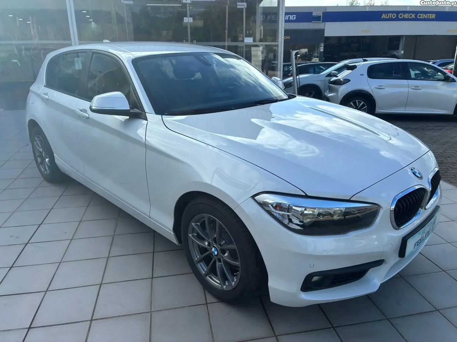 BMW 116 d Advantage — fotografia 26