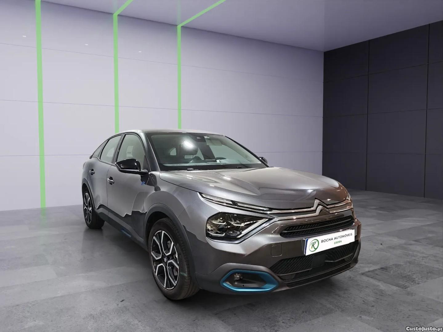 Citroën e-C4 50 kWh Shine Pack — fotografia 13