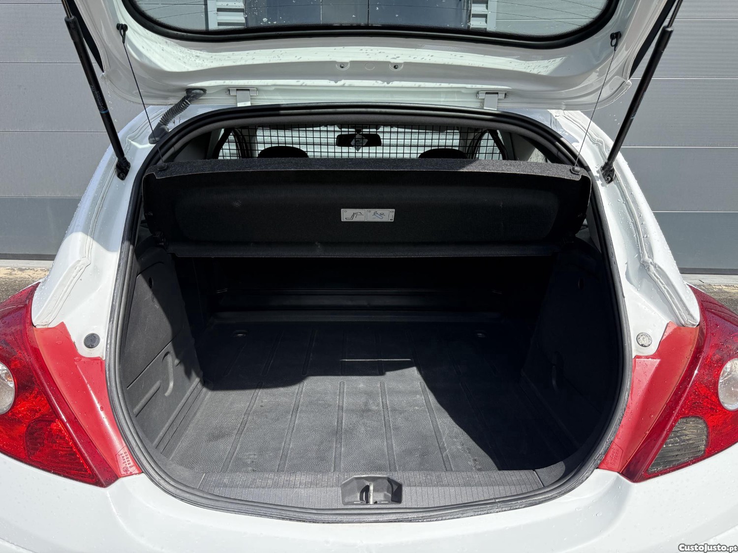 Opel Corsa D 1.3 CDTI C/ AC — fotografia 3