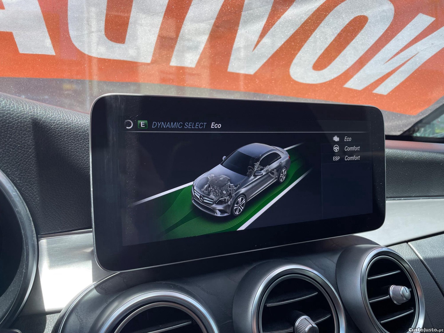 Mercedes-Benz C 200 d AMG Line — fotografia 3