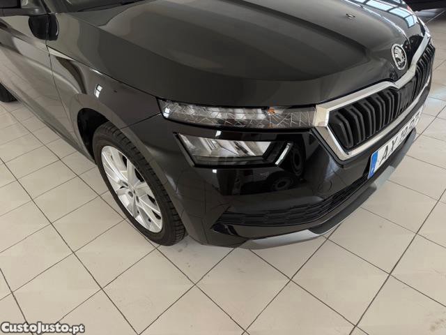 Skoda Kamiq 1.0 TSI Ambition — fotografia 12