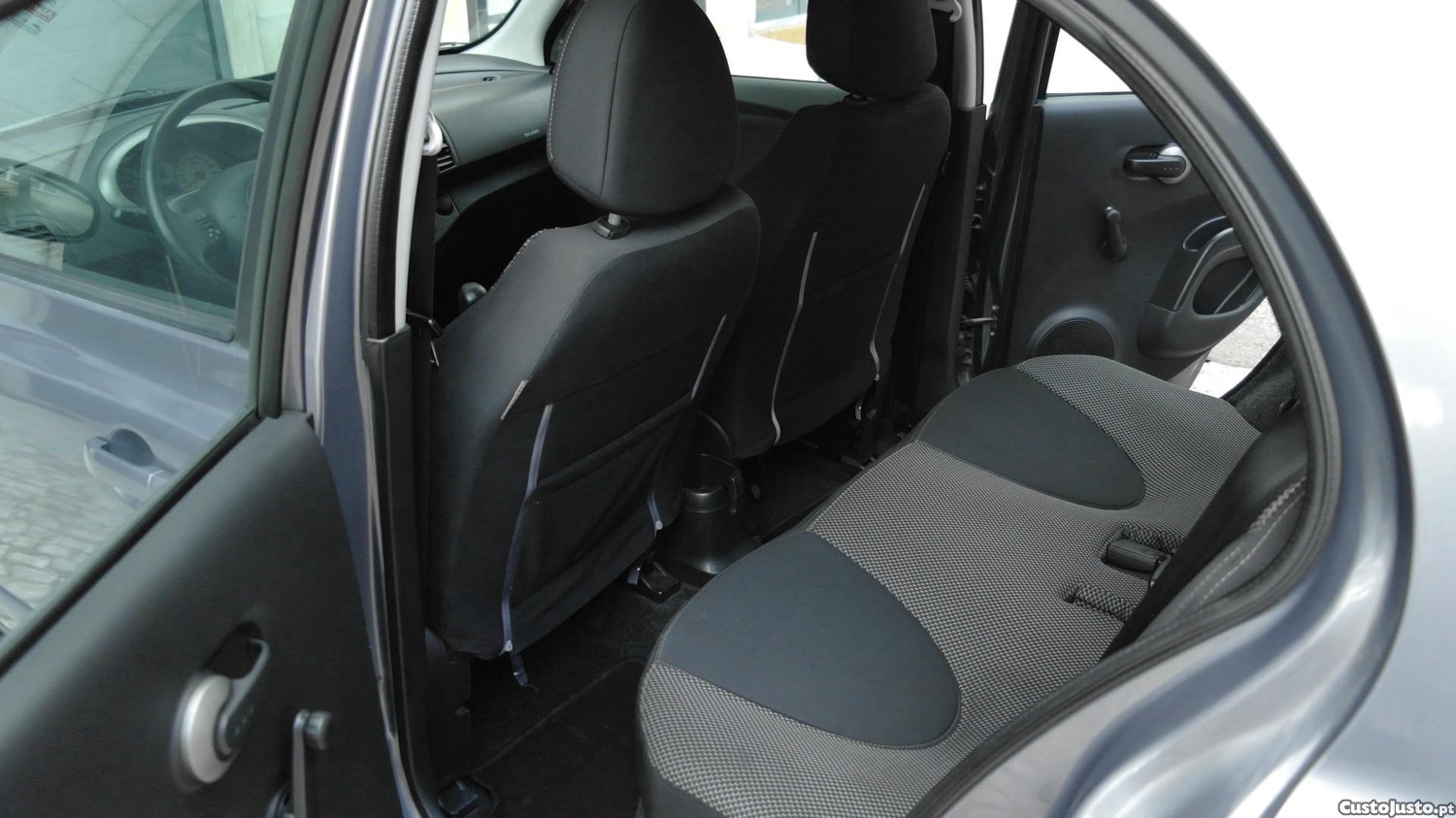 Nissan Micra 1.2 Acenta — fotografia 11