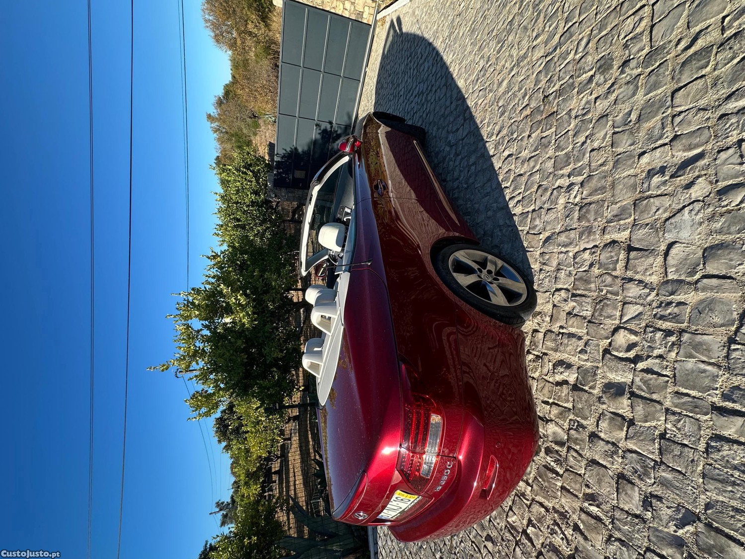 Lexus IS 250 IS250C - 12 — photo 2