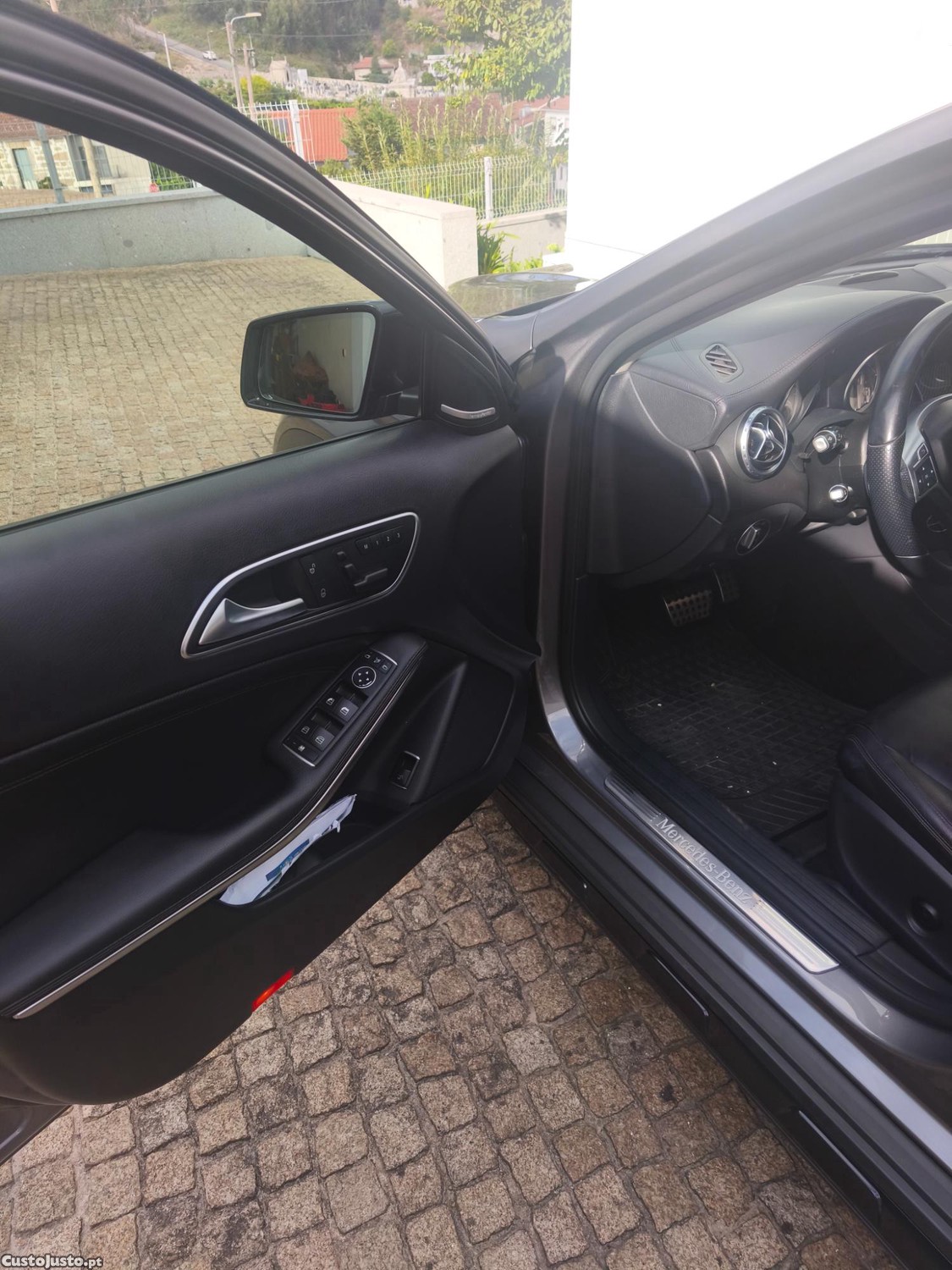 Mercedes-Benz GLA 220 220 Cdi AMG 4Matic — fotografia 3