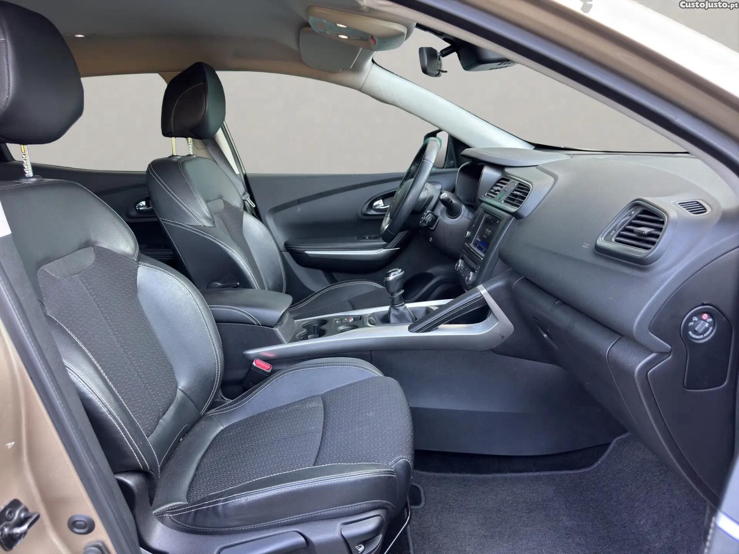 Renault Kadjar 1.5 dCi Exclusive — fotografia 5