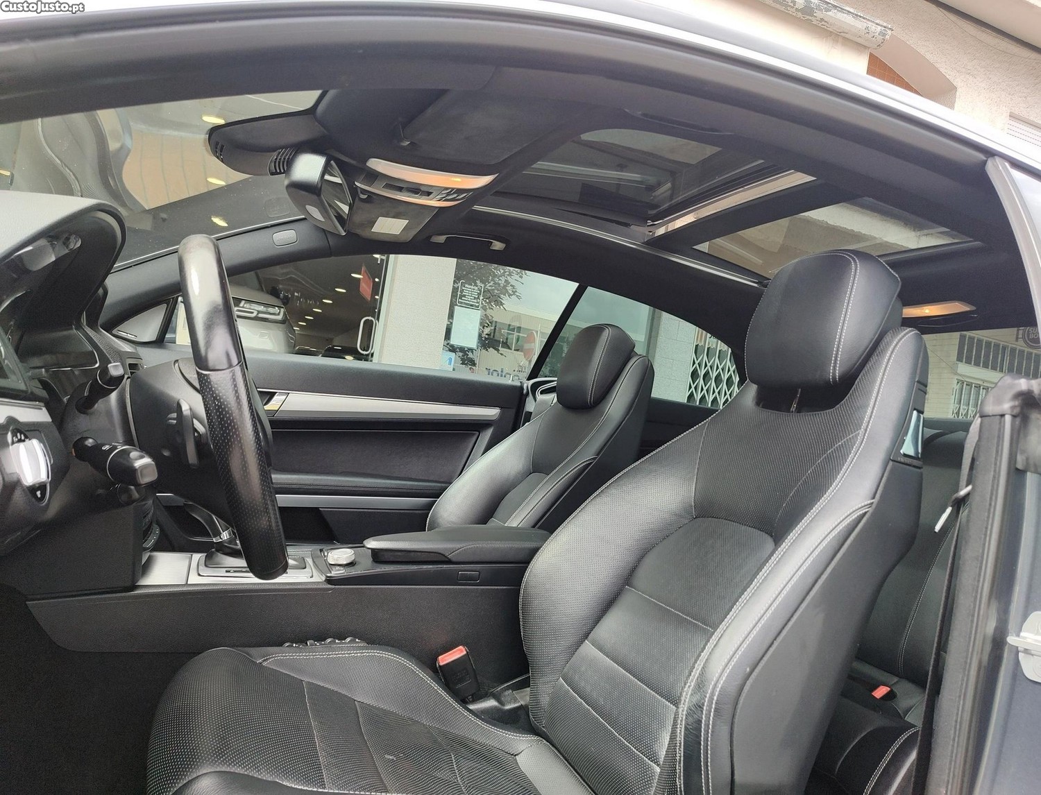 Mercedes-Benz E 350 CDI Avantgarde BlueEfficiency — fotografia 3
