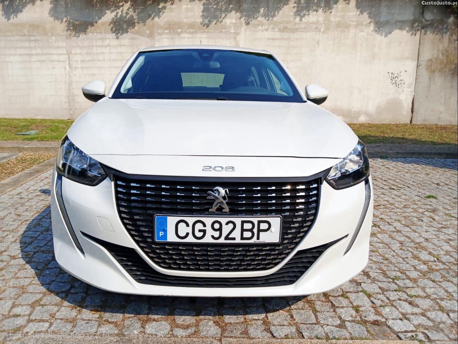 Peugeot 208 1.2 Pure Tech Allure — fotografia 4