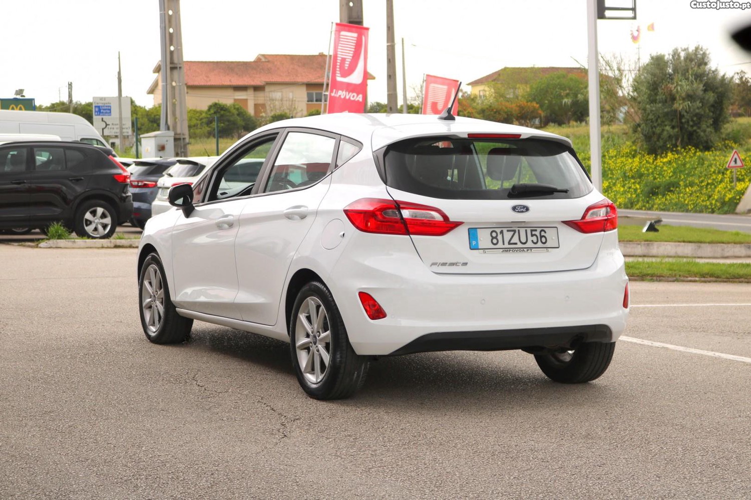 Ford Fiesta 1.5 TDCI Connected — fotografia 55
