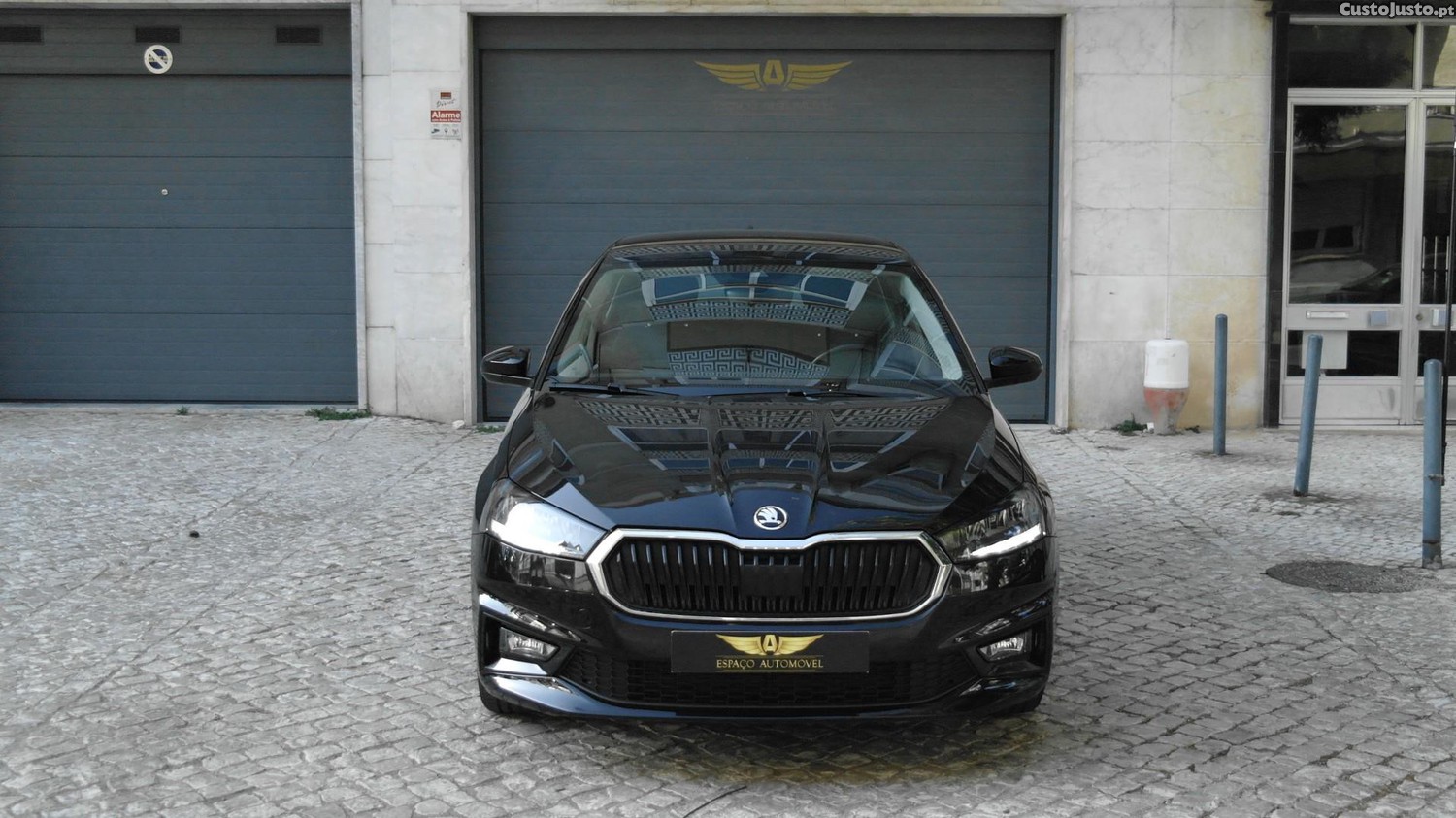 Skoda Fabia 1.0 MPI — fotografia 23