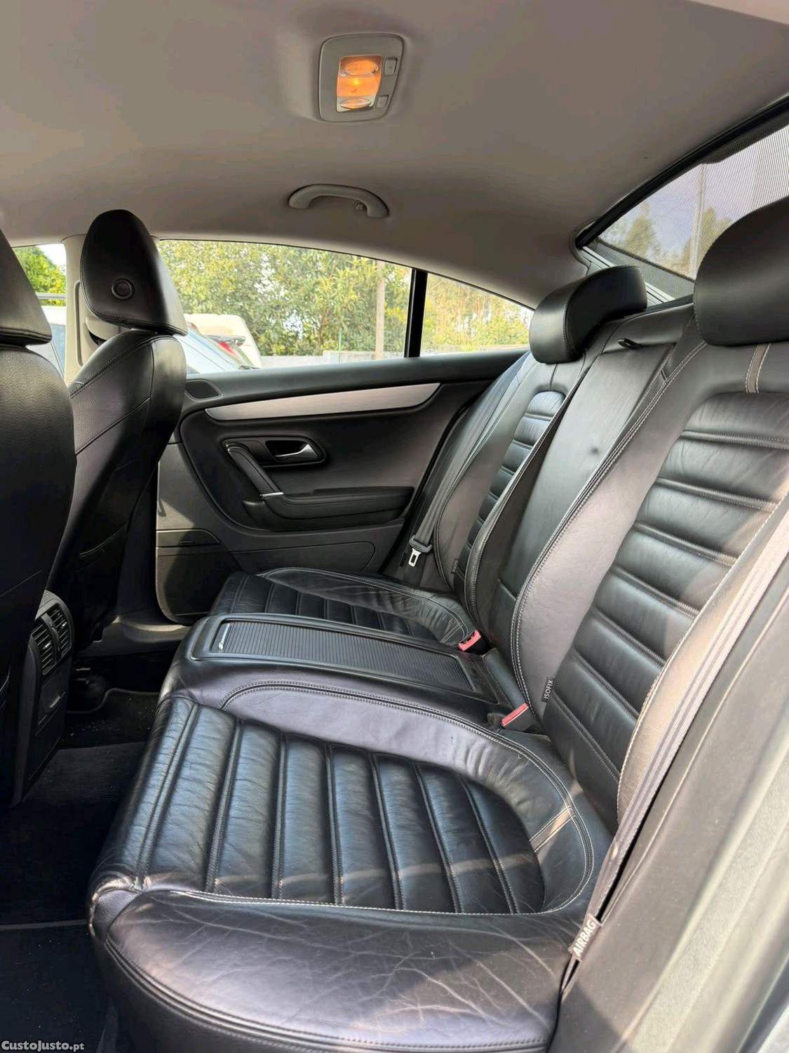 Volkswagen Passat CC 2.0 TDi — fotografia 5
