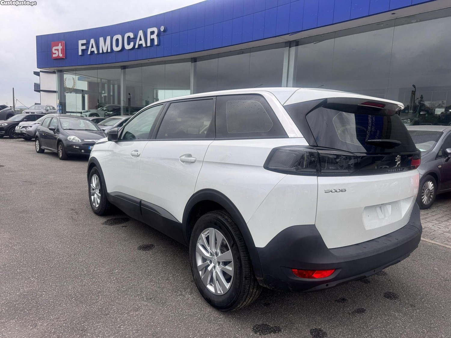 Peugeot 5008 1.2 PureTech Active — fotografia 13