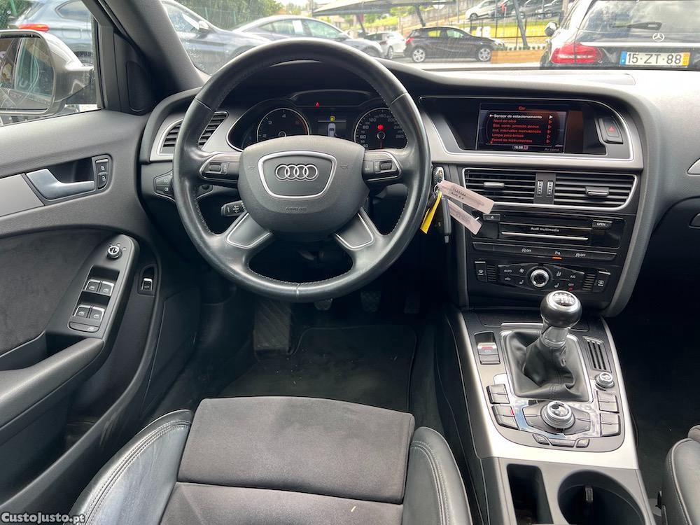 Audi A4 S-LINE EXT. 190cv — fotografia 4