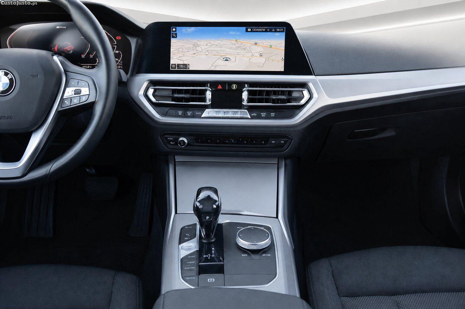BMW 330 e Corporate Edition Auto — fotografia 4