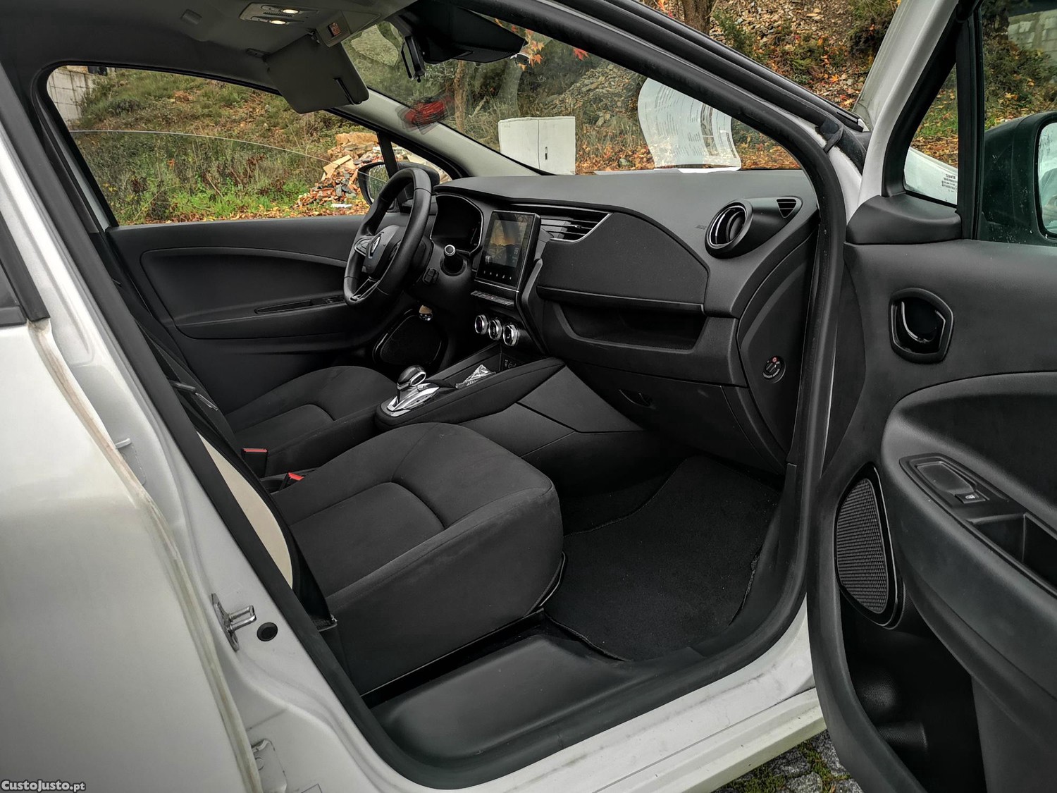 Renault Zoe Zen 52 C/ BATERIAS PROPRIAS - C/ GARANTIA - Carregador Domestico e Rápido — fotografia 16