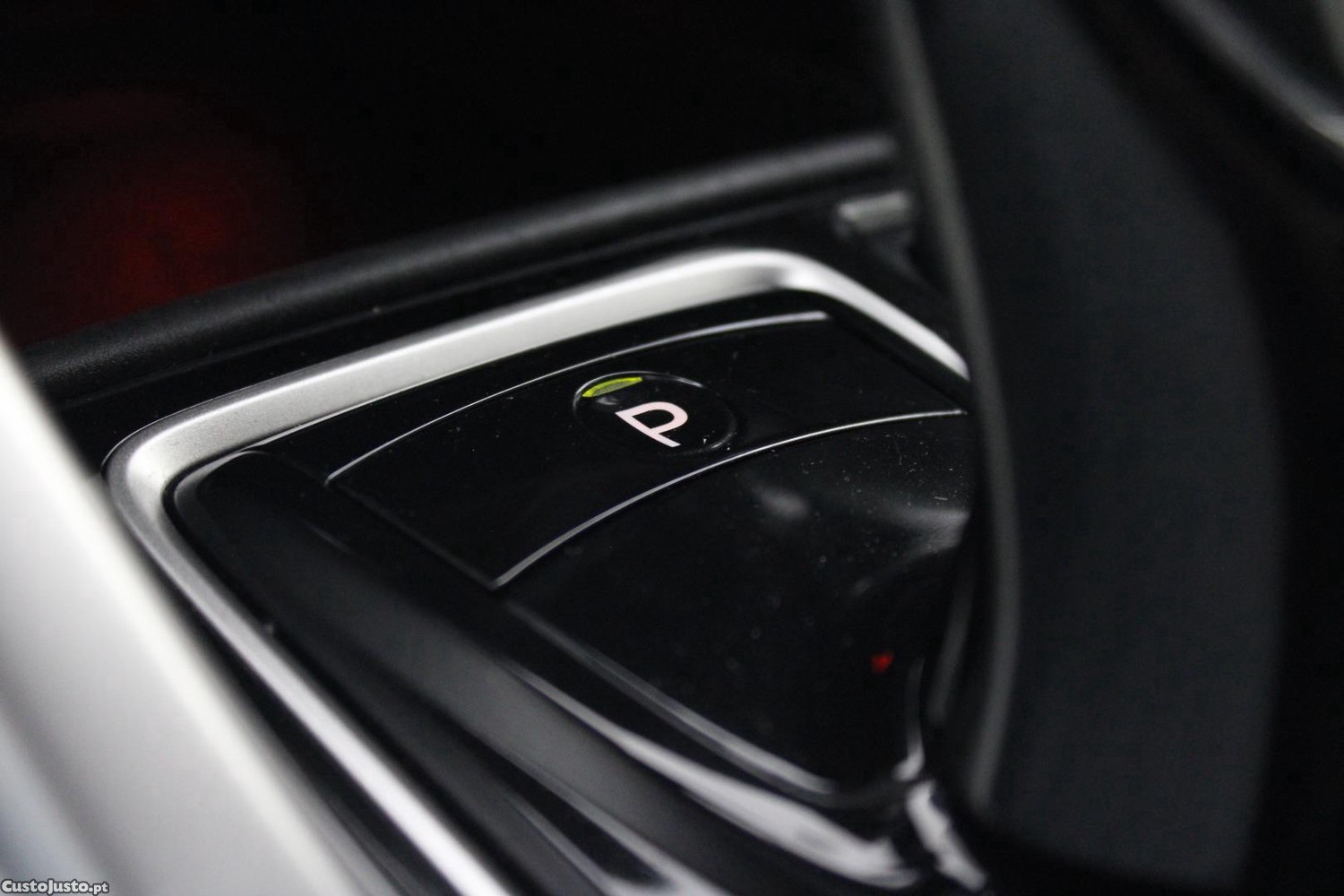 Mitsubishi Eclipse CROSS 2.4 PHEV 4WD (AUTO) — fotografia 28