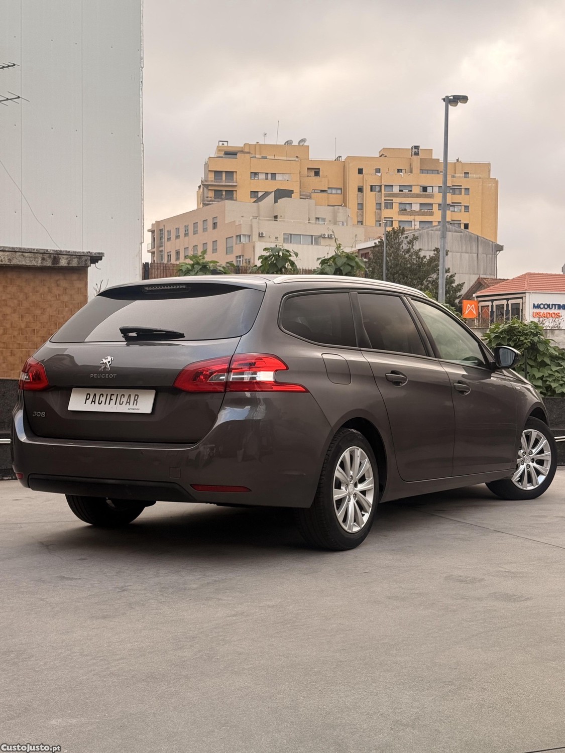 Peugeot 308 SW 1.5 HDI 130 Active - Nacional — fotografia 6