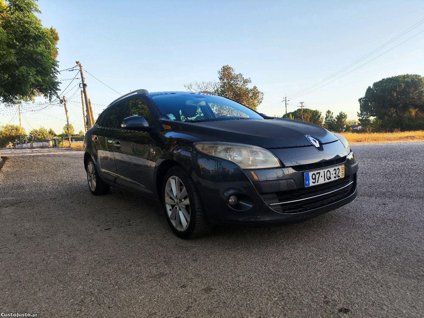 Renault Mégane Dynamique — fotografia 9