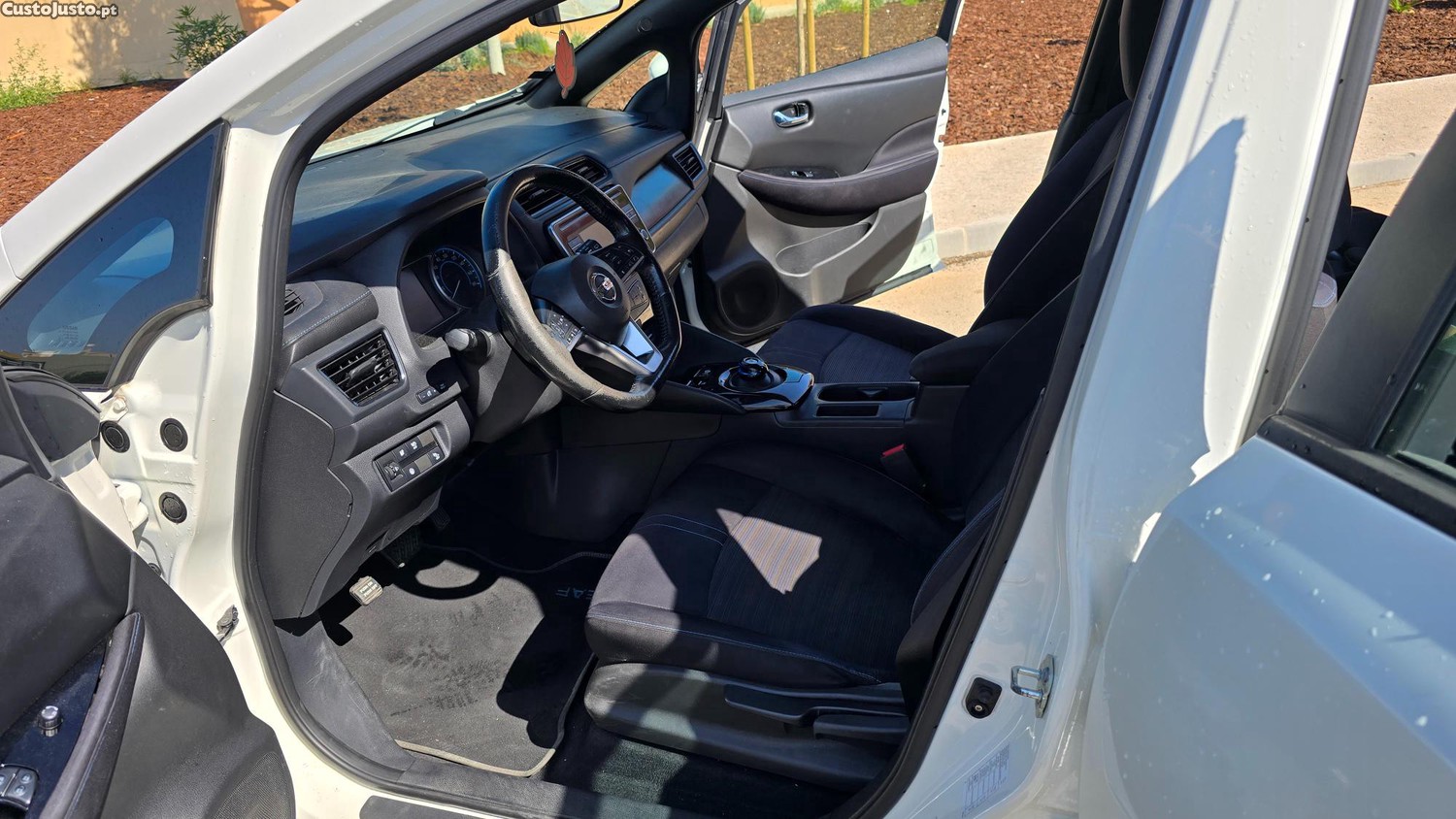 Nissan Leaf 40Kwh — fotografia 6