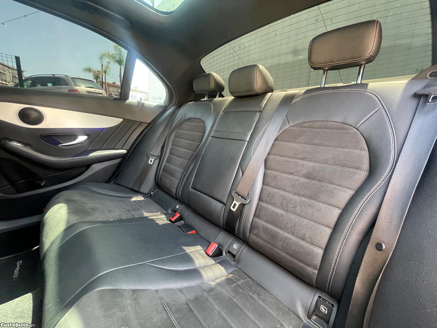Mercedes-Benz C 200 d AMG Line — fotografia 6