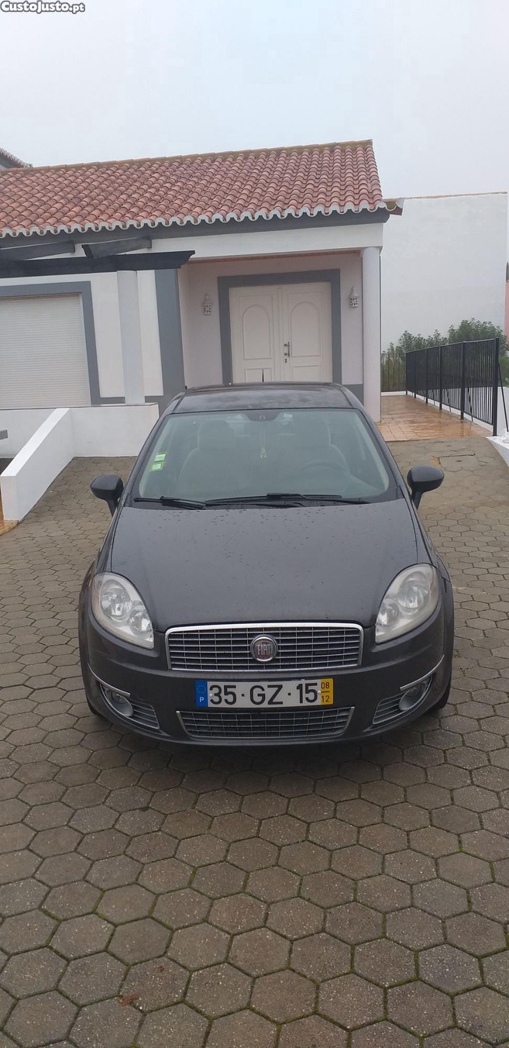 Fiat Linea 1.3 multijet — fotografia 3