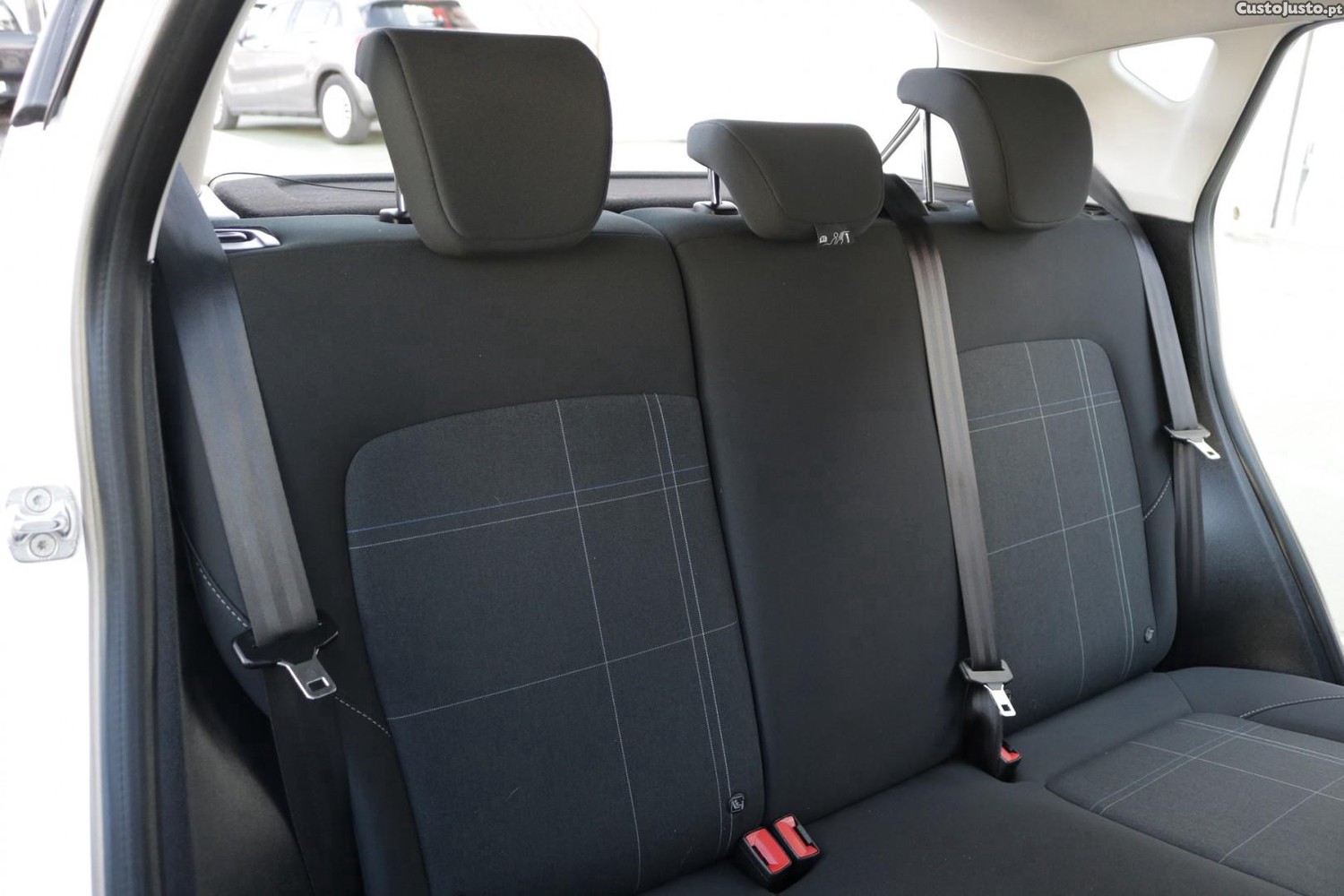 Ford Fiesta 1.5 TDCI Connected — fotografia 41