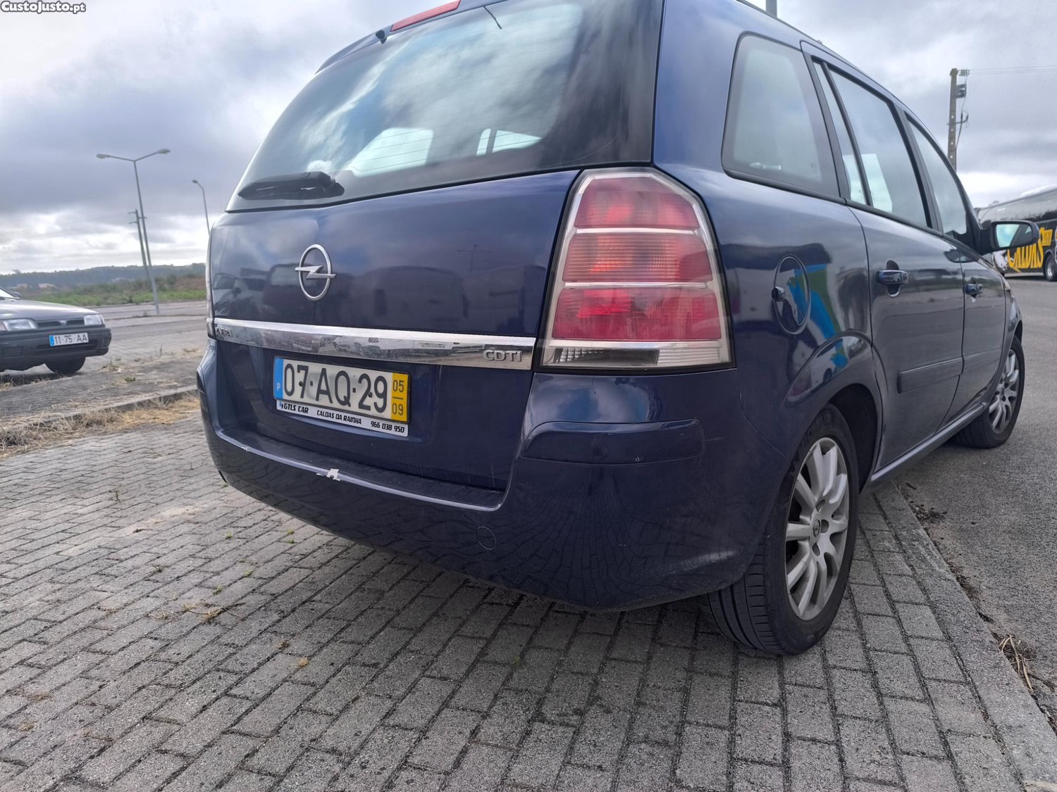Opel Zafira ()1.9 CDTi 120 CV — fotografia 8