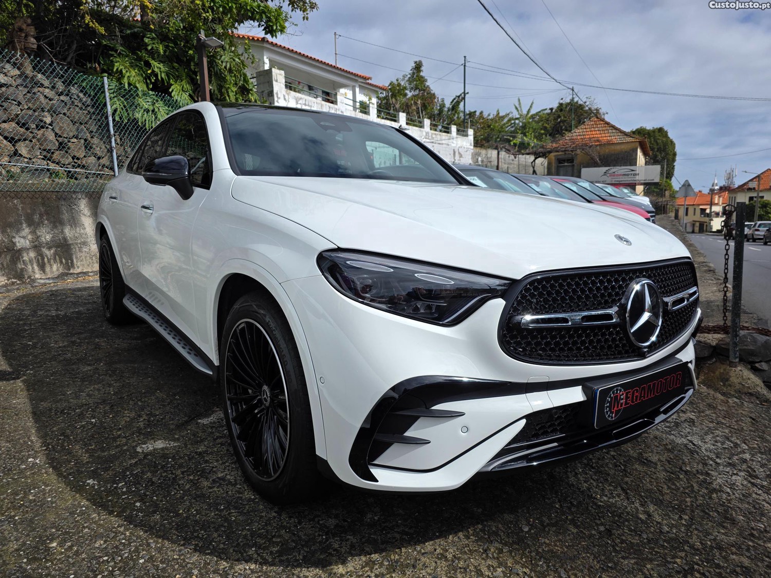 Mercedes-Benz GLC 220 D COUPE 4 MATIC 9G-TRONIC AMG LINE - 24 foto 2