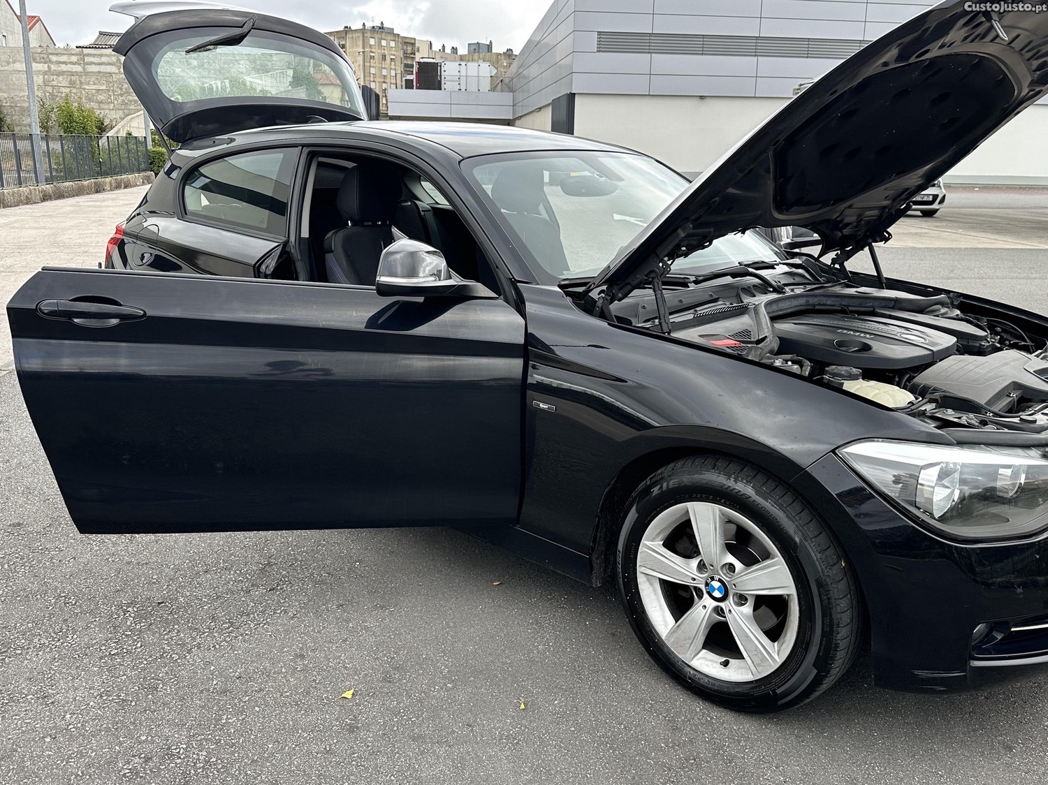 BMW 116 EfficientDynamics Sport Line NACIONAL — fotografia 11