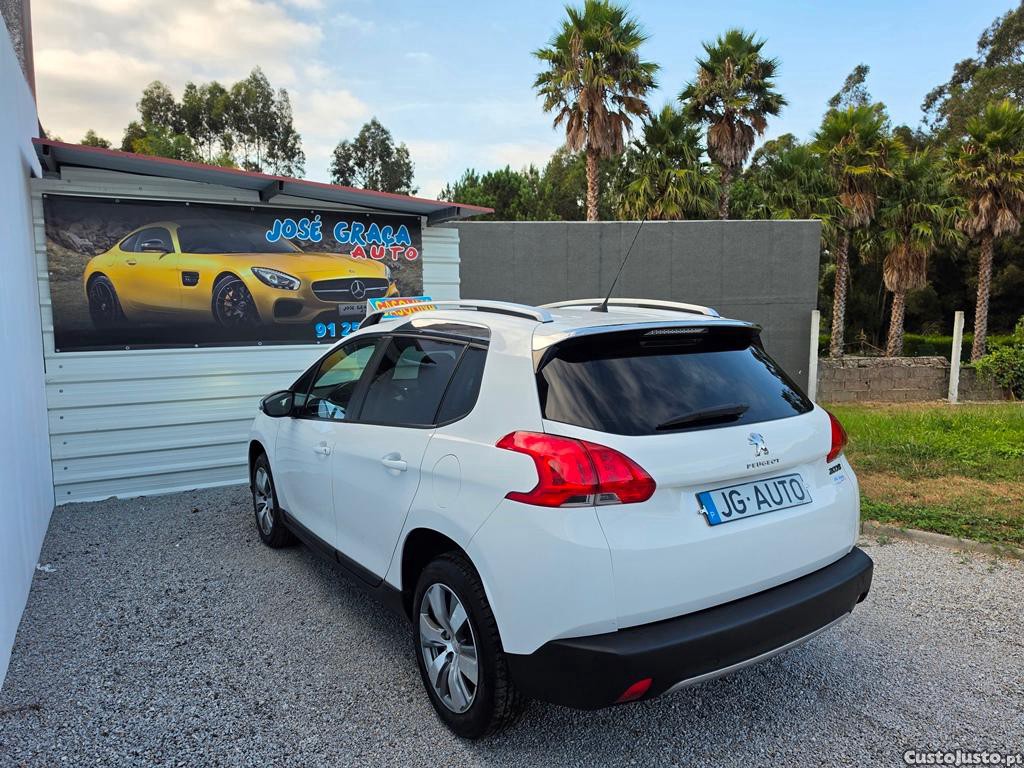 Peugeot 2008 1.2Vti 82Cv Style 90.000Km 01/2015 — fotografia 12