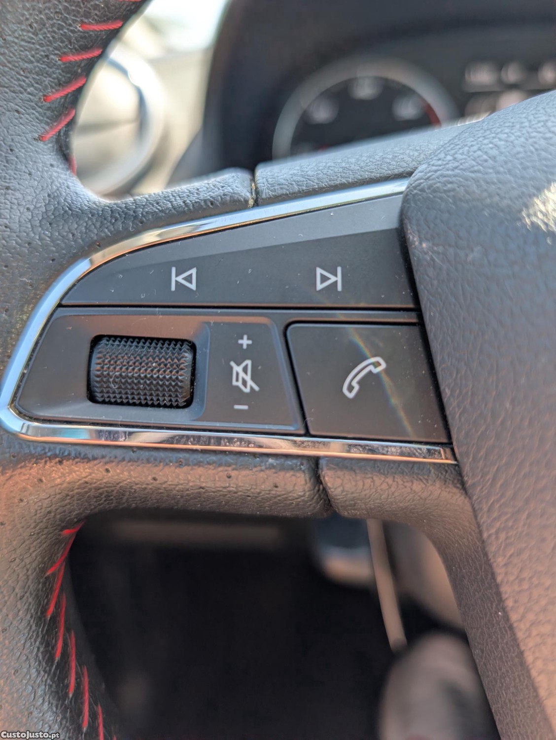 SEAT Ibiza FR 1.4tdi — fotografia 8