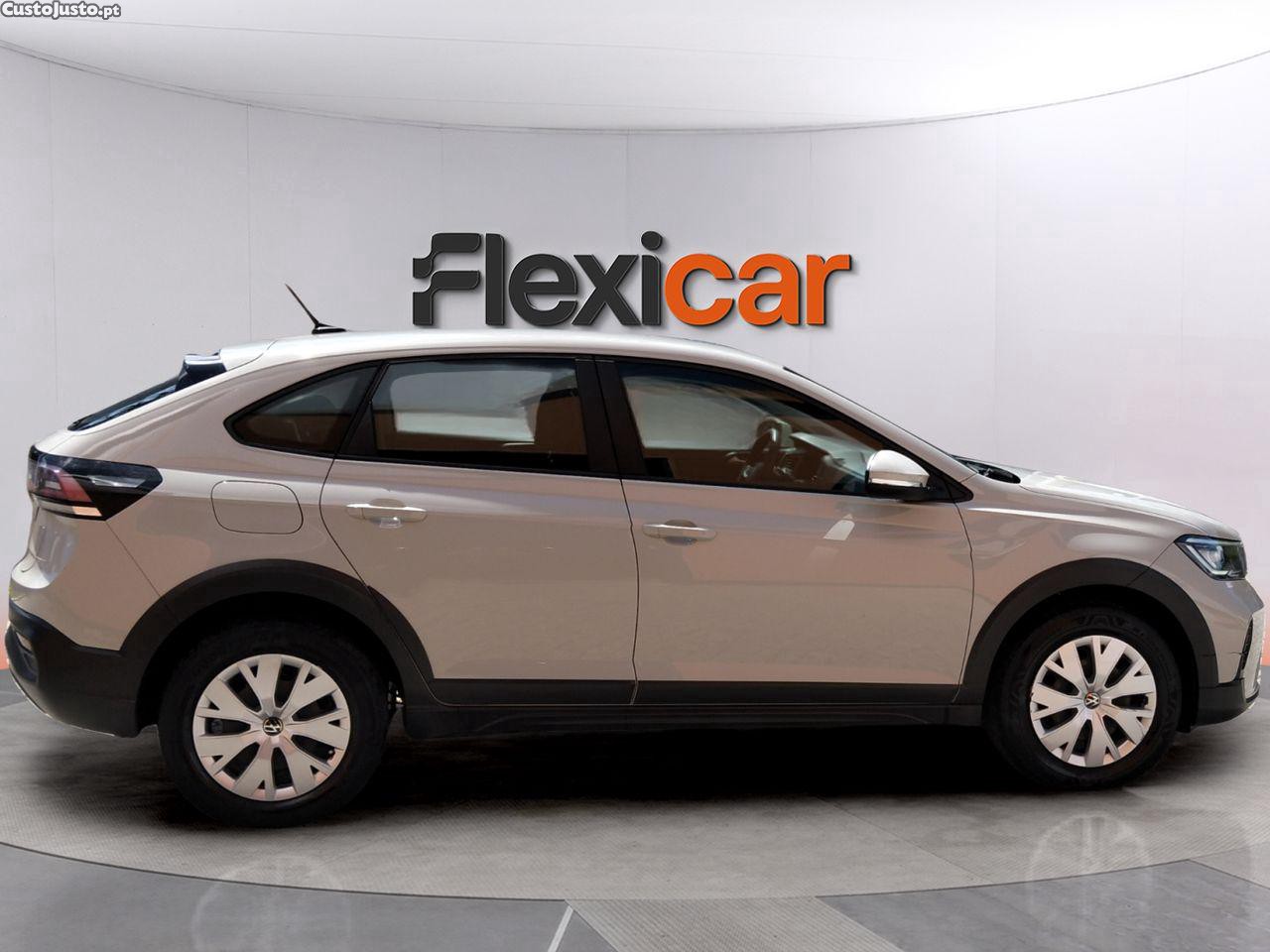 Volkswagen Taigo 1.0 TSI Life — fotografia 10