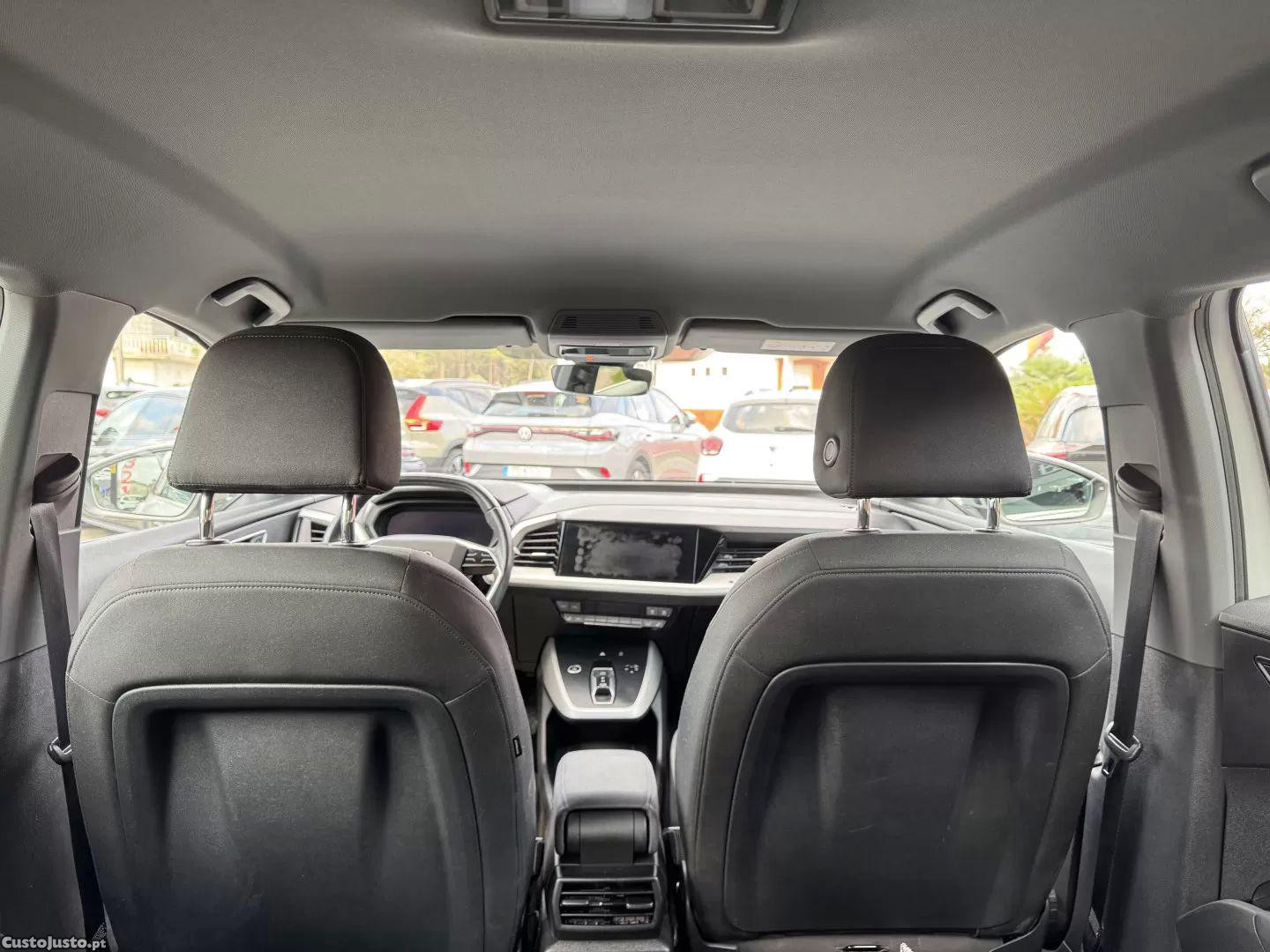 Audi Q4 40 82 kwh — fotografia 13