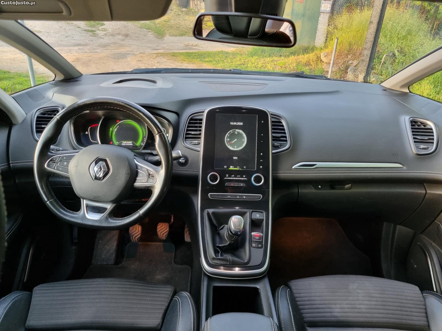 Renault Grand Scénic 1.6 Dci 130CV Bose edtion 7lugares — fotografia 7